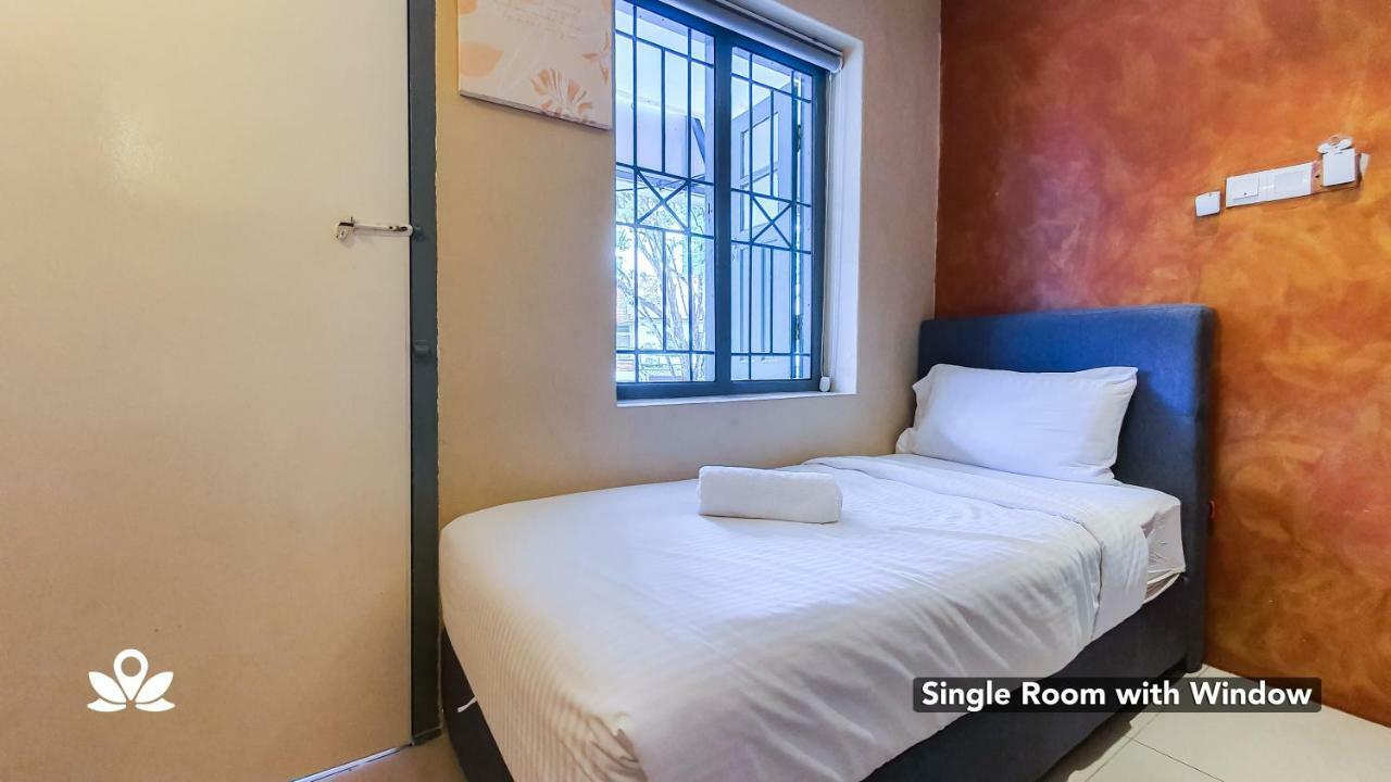 Summer House Bed & Cafe Kuala Lumpur Luaran gambar